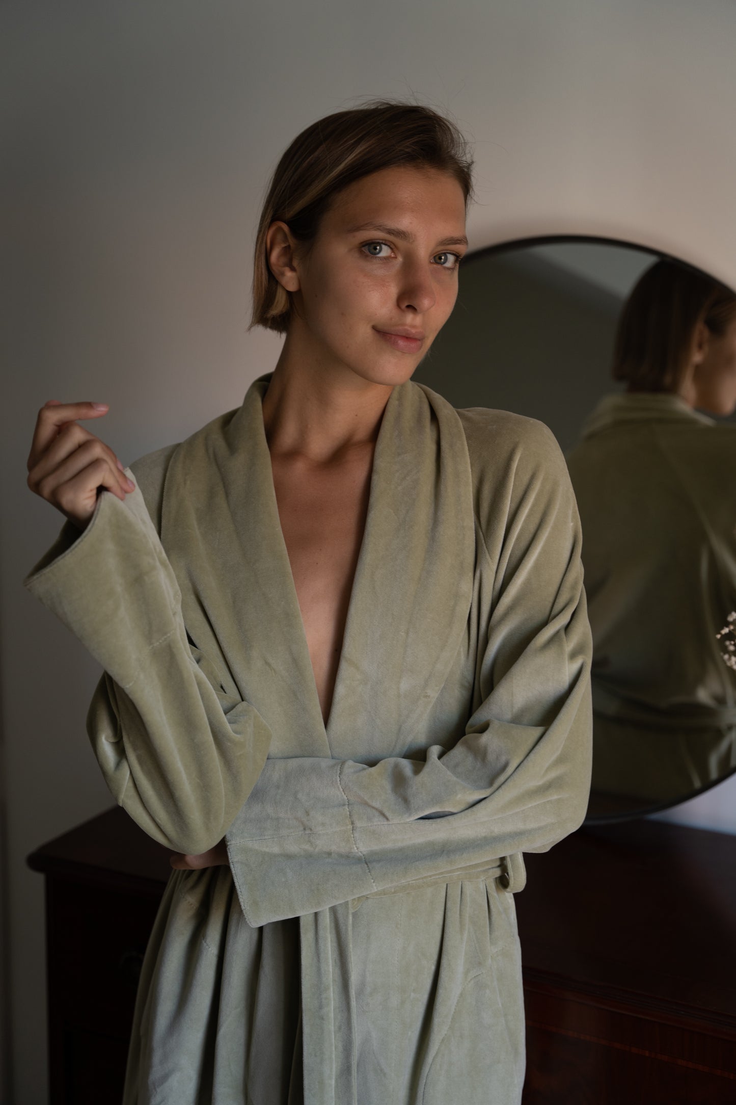 «OLIVE» LONG ROBE