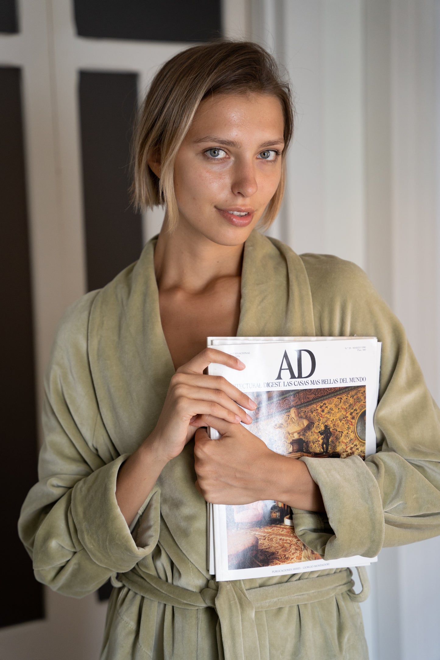 «OLIVE» LONG ROBE