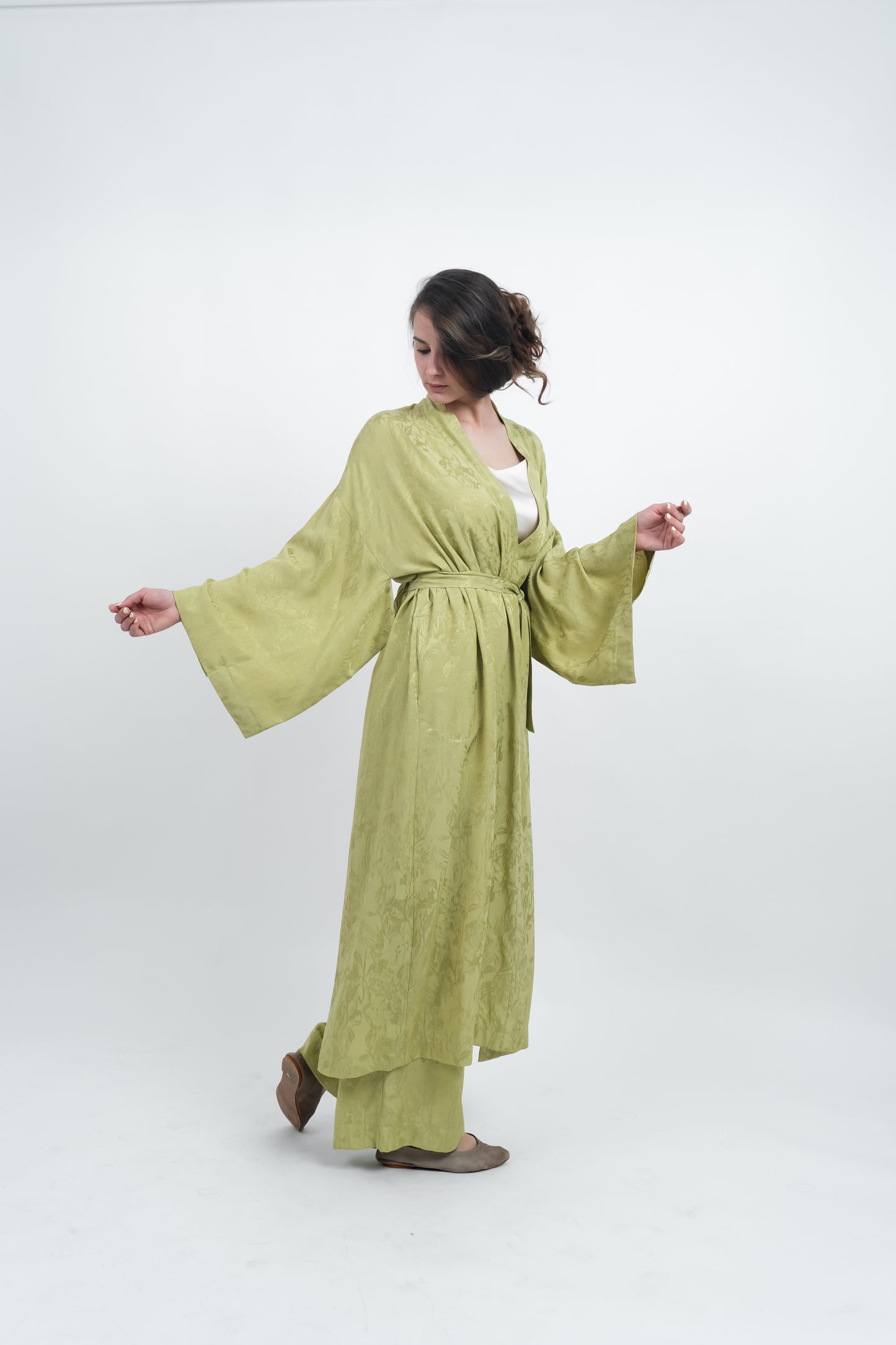 ECO KIMONO OLIVE - Helena Muza