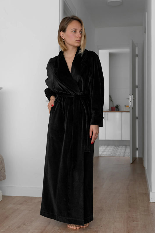 «BLACK ORCHID» ROBE - Helena Muza