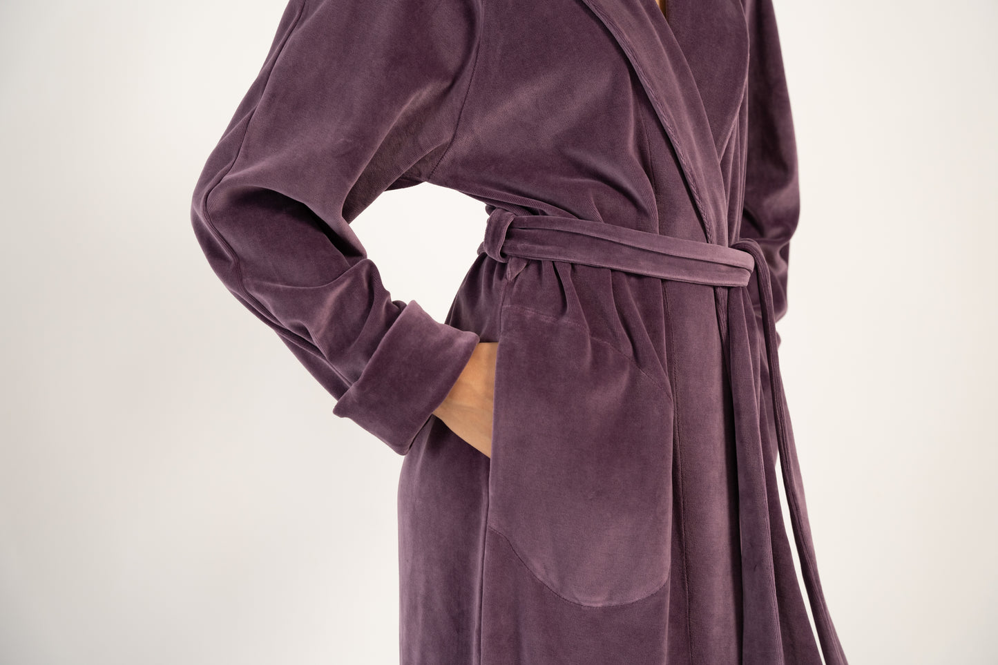«ASHEN PLUM» LONG ROBE