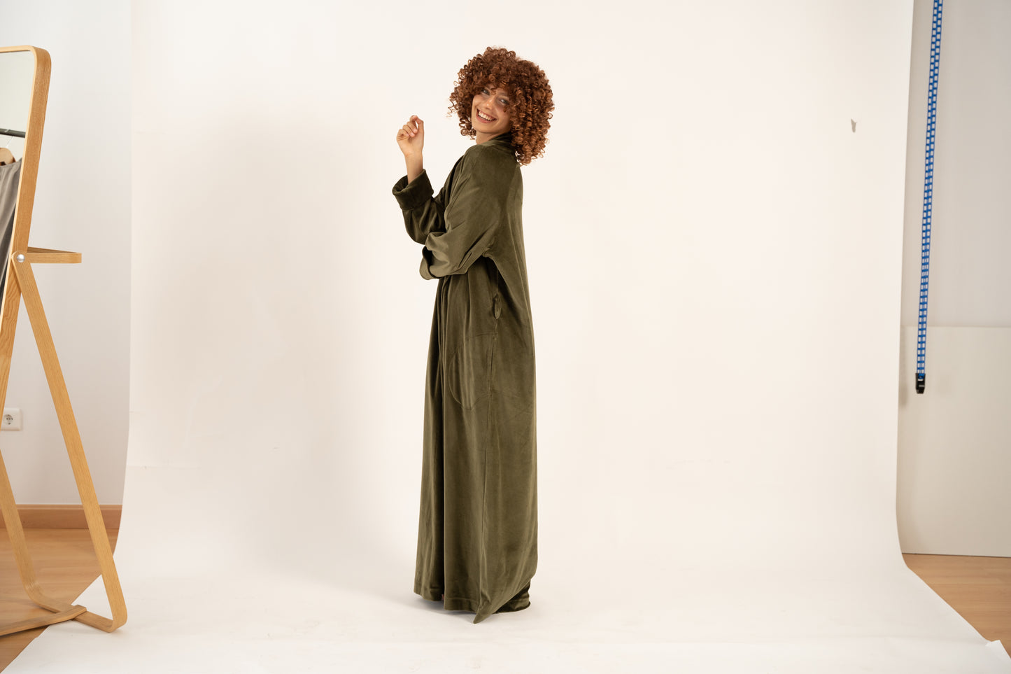 «GREEN IVI» LONG ROBE