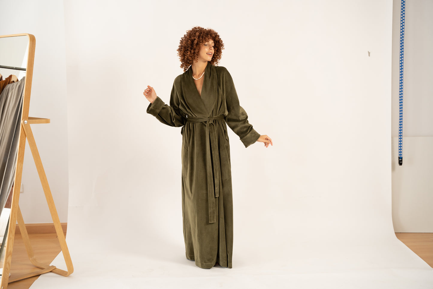 «GREEN IVI» LONG ROBE