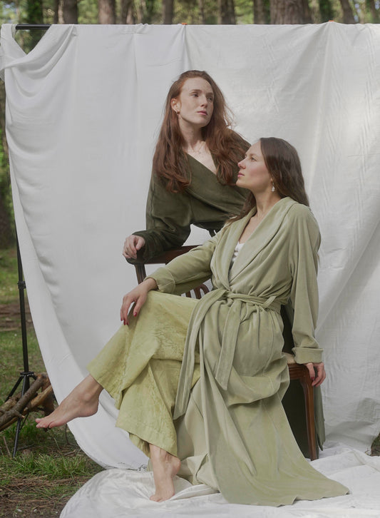 «OLIVE» LONG ROBE