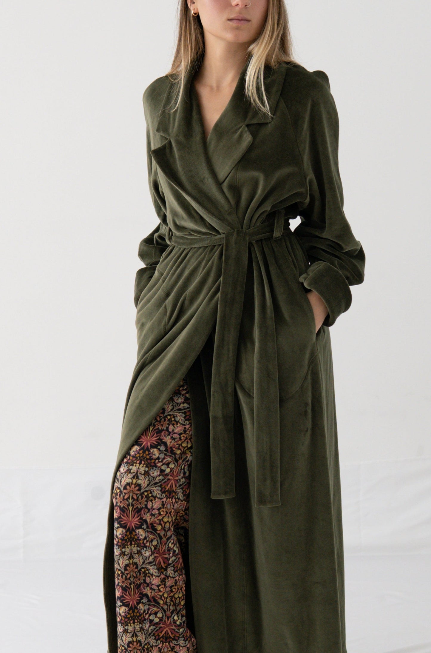 «GREEN IVI» LONG ROBE